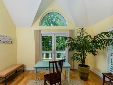 Three Bedroom on Sanibel Island  Gulf & Beach Views